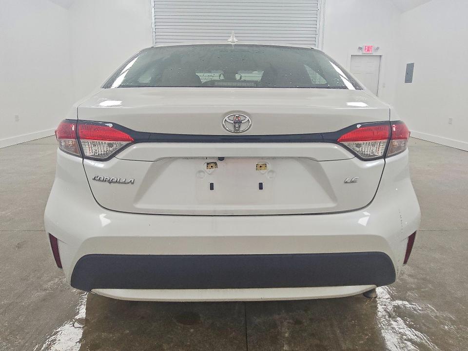 2022 Toyota Corolla VIN 5YFEPMAE8NP311823 COPART salvage auction — MINOR DENT/SCRATCHES, GA - CERTIFICATE OF TITLE, sold $11,300 on 2026-07-14 (photo 6)