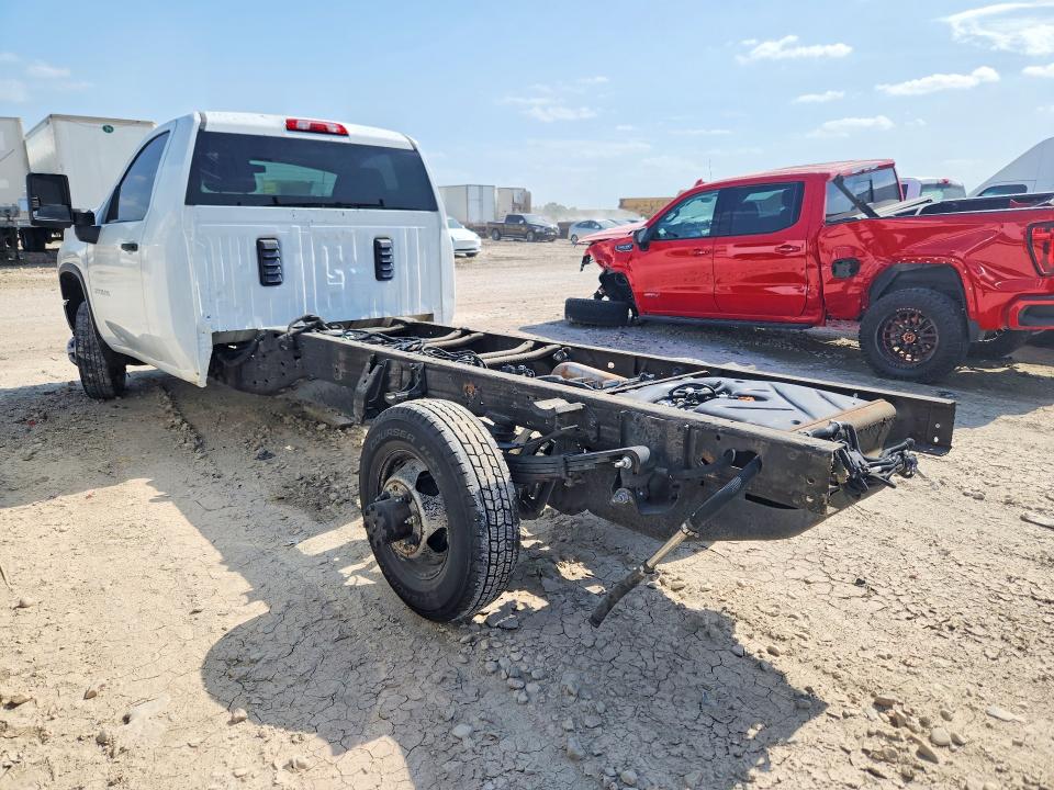 2022 Chevrolet Silverado VIN 1GB3WRE72NF321942 COPART salvage auction — NORMAL WEAR, Tn - Certificate Of Title (P), sold $14,900 on 2026-07-28 (photo 2)