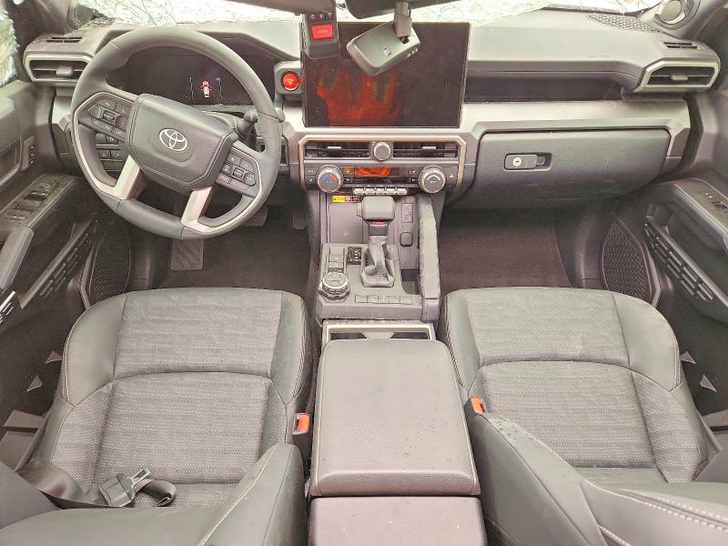 2026 Toyota VIN JTEVA5BR2T5115844 COPART salvage auction — ROOF, Tx - Salvage Vehicle Title, sold $12,500 on 2026-07-16 (photo 8)