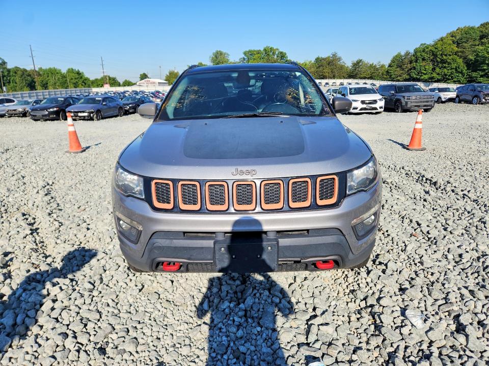 2020 Jeep Compass VIN 3C4NJDDB9LT221397 COPART salvage auction — SIDE, Nc - Dealer Only Clean Title, sold $4,400 on 2026-08-06 (photo 5)