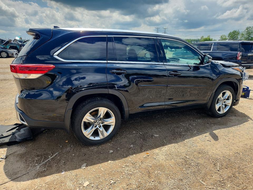 2018 Toyota Highlander VIN 5TDDZRFH8JS819393 COPART salvage auction — FRONT END, Il - Salvage Certificate, sold $250 on 2026-07-21 (photo 3)
