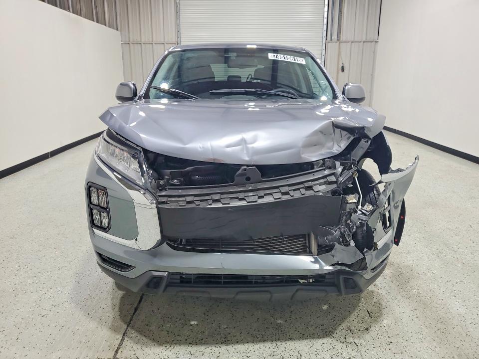 2025 Mitsubishi Outlander sport VIN JA4ARUAU1SU000792 COPART salvage auction — FRONT END, FL - CERT OF TITLE SLVG REBUILDABLE, sold $4,550 on 2026-07-13 (photo 5)