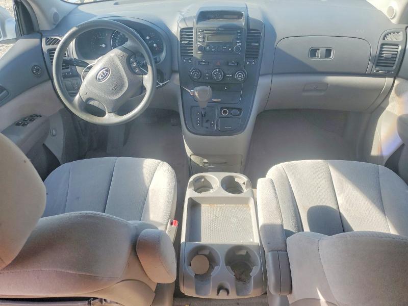 2006 Kia SEDONA VIN KNDMB233966032366 COPART salvage auction — MINOR DENT/SCRATCHES, Ar - Certificate Of Title, sold $500 on 2026-07-06 (photo 8)