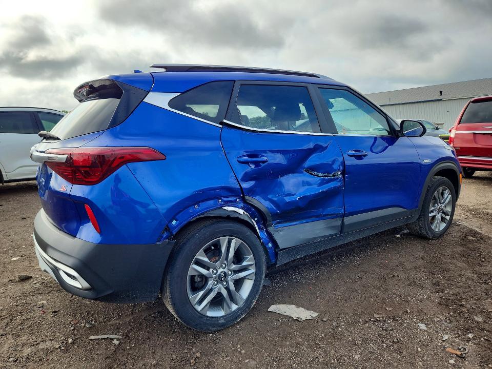 2021 Kia Seltos VIN KNDEUCAA5M7185825 COPART salvage auction — SIDE, Oh - Cert Of Title-Salvage, sold $4,500 on 2026-07-23 (photo 3)
