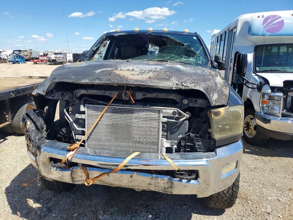 2010 Dodge Ram VIN 3D73Y4HL6AG158924 COPART salvage auction — Burn Engine, IA - CERT OF TITLE-SALVAGE TITLE, sold $30 on 2026-07-22 (photo 5)