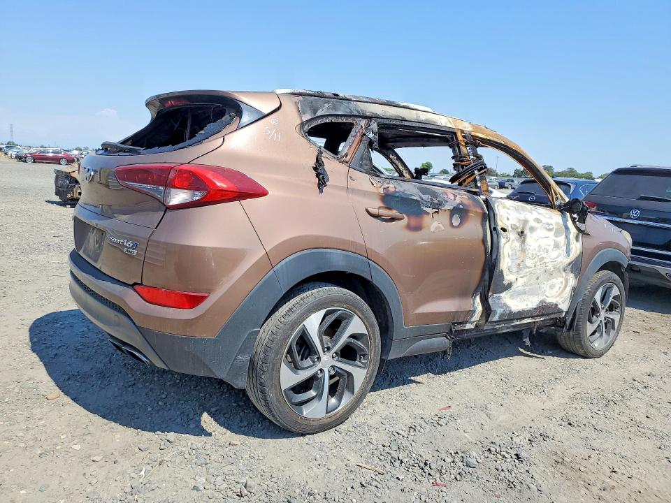 2016 Hyundai Tucson VIN KM8J3CA26GU241458 COPART salvage auction — VANDALISM, CA - NON-REPAIRABLE VEHICLE CERT, sold $200 on 2026-07-28 (photo 3)