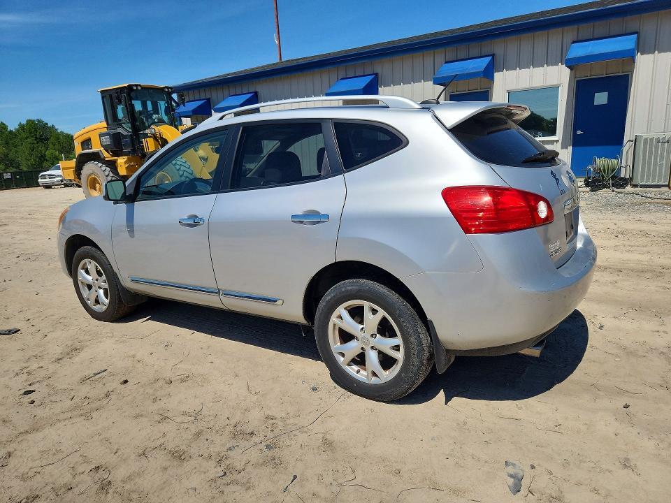 2011 Nissan Rogue VIN JN8AS5MT2BW565130 COPART salvage auction — MINOR DENT/SCRATCHES, Fl - Certificate Of Title, sold $325 on 2026-07-06 (photo 2)