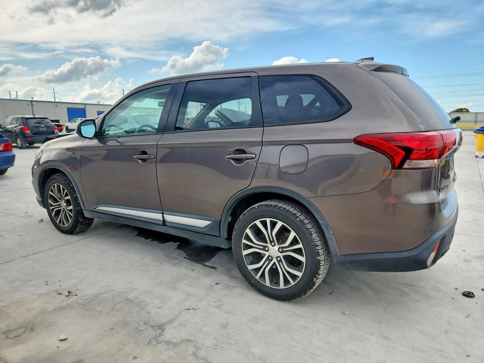 2018 Mitsubishi VIN JA4AD2A30JZ002674 COPART salvage auction — FRONT END, Tx - Salvage Vehicle Title, sold $1,500 on 2026-07-28 (photo 2)