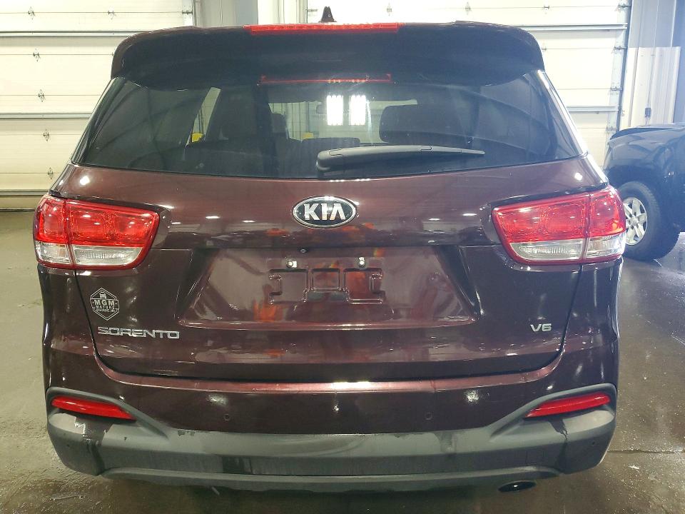 2016 Kia Sorento VIN 5XYPGDA57GG081708 COPART salvage auction — VANDALISM, Mn - Cert Of Title-Prior Salvage, sold $1,450 on 2026-07-14 (photo 6)