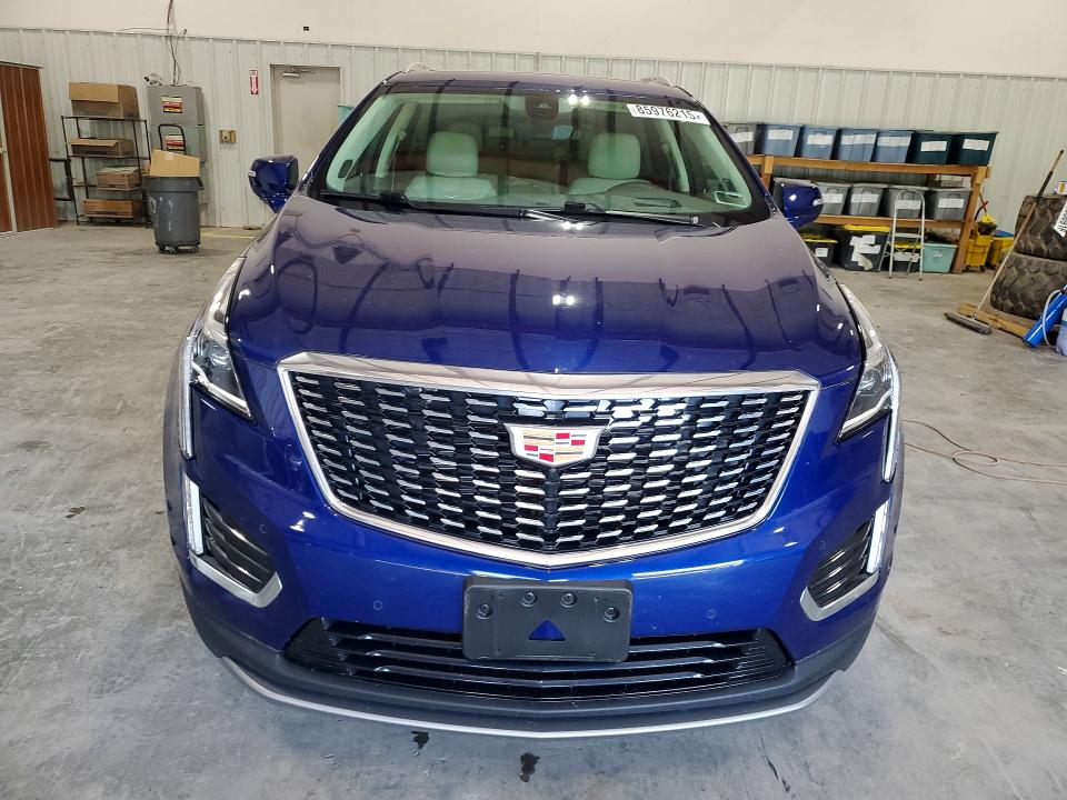2024 Cadillac Xt5 VIN 1GYKNCR42RZ757969 COPART salvage auction — REAR END, Salvage Title, sold $11,300 on 2026-08-17 (photo 5)