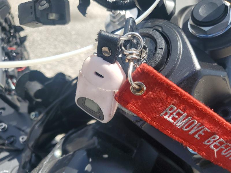 2025 Yamaha Mt09 VIN JYARN94E3SA002241 COPART salvage auction — ALL OVER, Fl - Certificate Of Destruction, sold $1,100 on 2026-07-14 (photo 8)