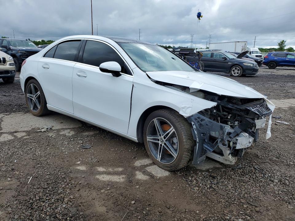 2019 Mercedes-benz VIN WDD3G4FB9KW022027 COPART salvage auction — FRONT END, Va - Dealer Only Clean Title (P), sold $4,200 on 2026-07-28 (photo 4)