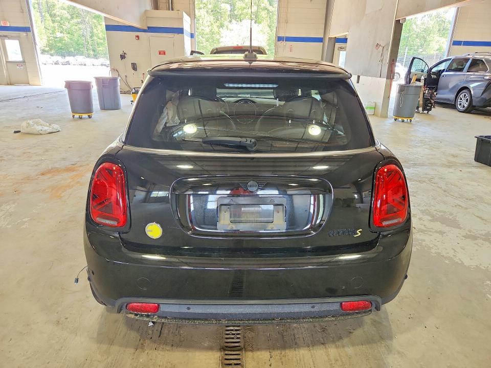 2022 Mini Cooper VIN WMW13DJ04N2R01057 COPART salvage auction — SIDE, Va - Cert Of Title - Salvage, sold $3,150 on 2026-07-24 (photo 6)