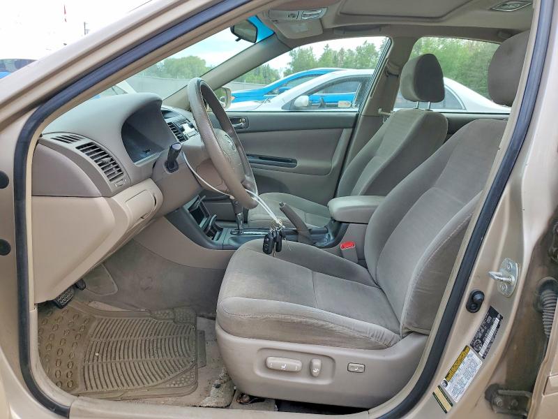 2005 Toyota VIN 4T1BE32K85U635909 COPART salvage auction — SIDE, On - Permit No Brand - Unfit, sold $800 on 2026-07-02 (photo 7)