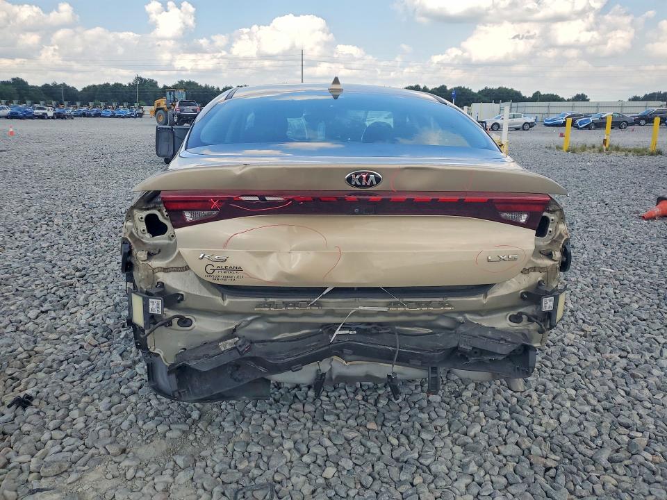 2021 Kia K5 VIN 5XXG14J24MG055591 COPART salvage auction — REAR END, Fl - Cert Of Title Slvg Rebuildable, sold $5,400 on 2026-07-14 (photo 6)