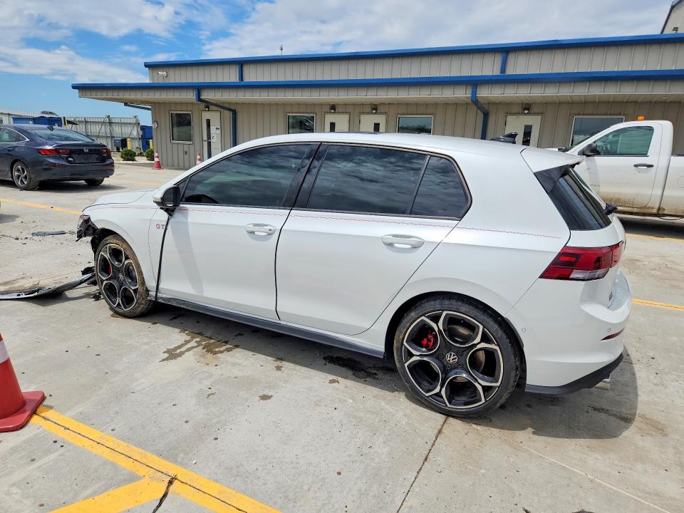 2026 Volkswagen Gti VIN WVWVE7CD7TW176074 COPART salvage auction — FRONT END, Ky - Cert Of Title-Salvage, sold $13,700 on 2026-07-09 (photo 2)