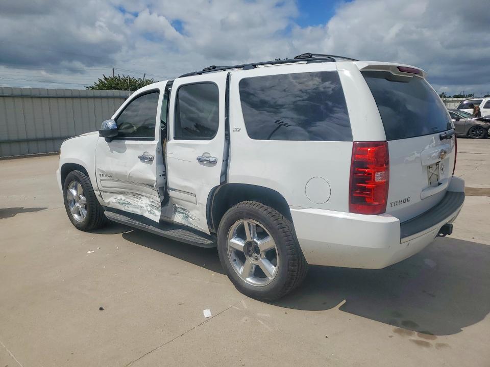 2011 Chevrolet Tahoe VIN 1GNSKCE01BR127729 COPART salvage auction — SIDE, Tx - Salvage Vehicle Title, sold $1,300 on 2026-07-02 (photo 2)