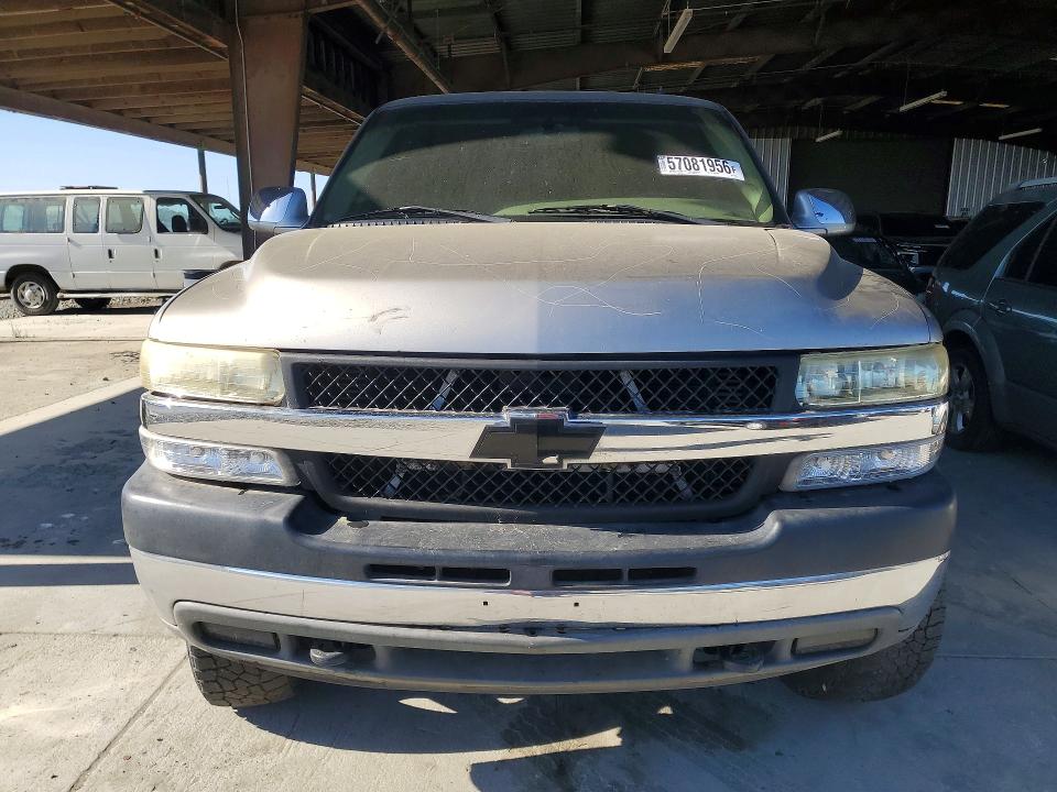 2002 Chevrolet Silverado VIN 1GCHK23102F108406 COPART salvage auction — VANDALISM, Ca - Salvage Certificate, sold $1,950 on 2026-07-02 (photo 5)