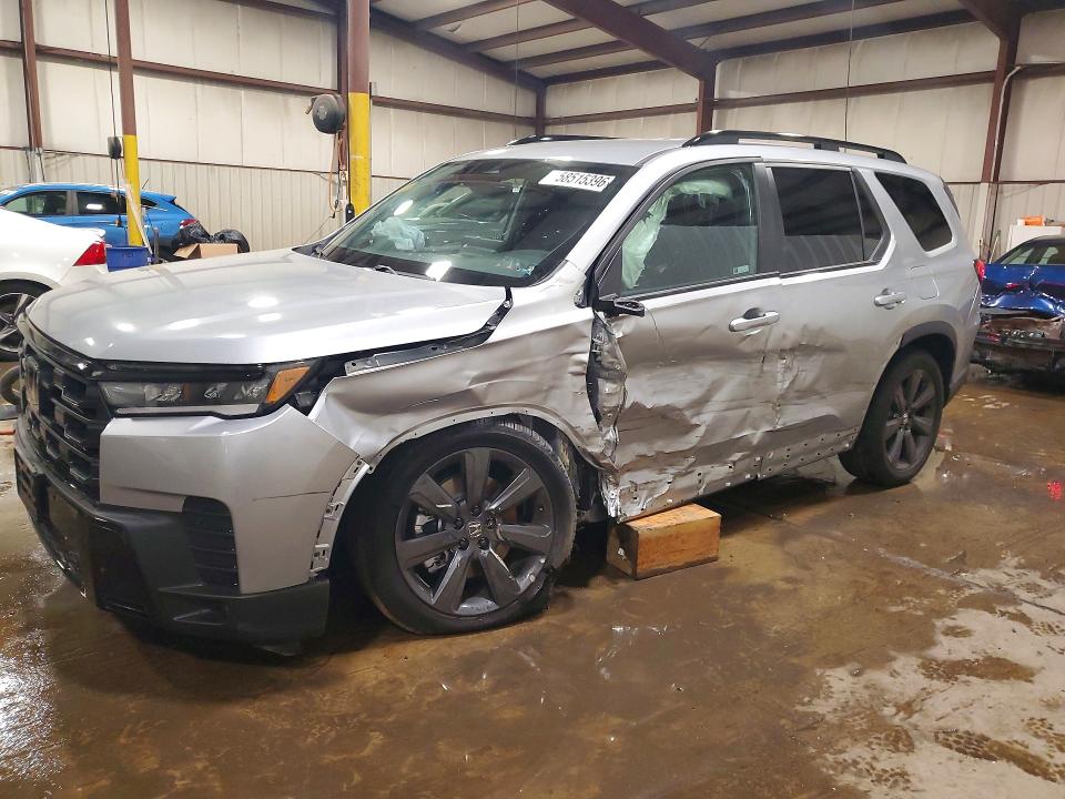 2026 Honda Pilot VIN 5FNYG1H3XTB021463 — COPART salvage auction photo