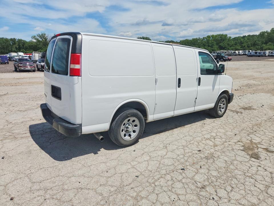 2014 Chevrolet Express 1500 VIN 1GCSGAFX9E1191465 COPART salvage auction — MINOR DENT/SCRATCHES, Ks - Certificate Of Title, sold $325 on 2026-07-08 (photo 3)