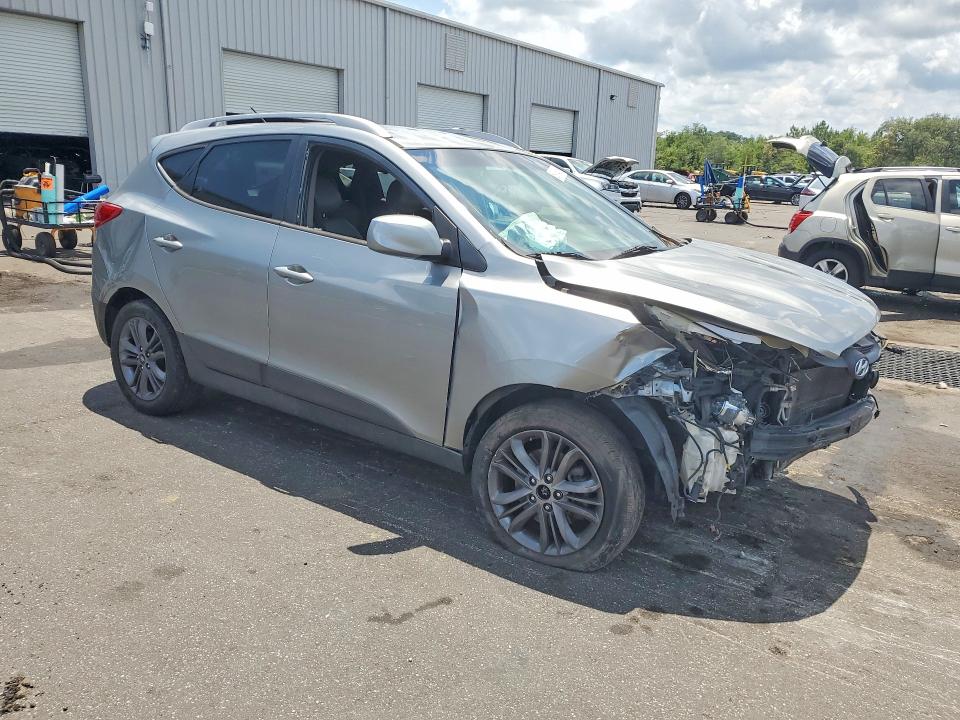 2015 Hyundai Tucson VIN KM8JU3AG8FU063432 COPART salvage auction — FRONT END, Fl - Cert Of Title Slvg Rebuildable, sold $625 on 2026-07-15 (photo 4)