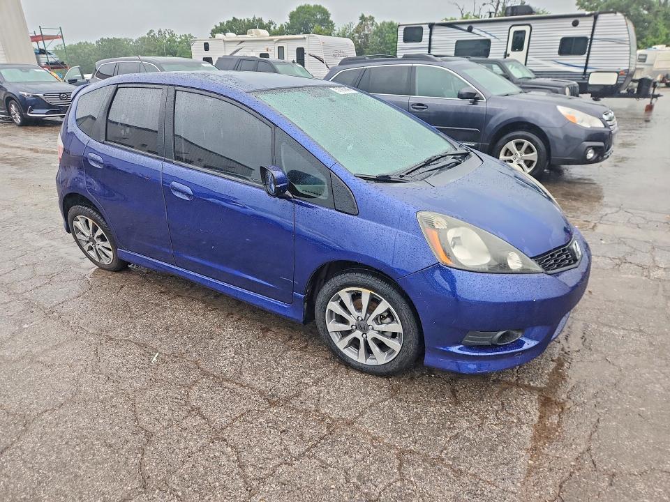 2012 Honda Fit VIN JHMGE8H52CC008357 COPART salvage auction — SIDE, Mo - Salvage Certificate Of Title, sold $1,350 on 2026-07-27 (photo 4)