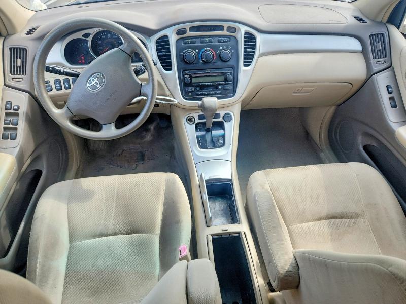 2007 Toyota Highlander VIN JTEDP21A370138430 COPART salvage auction — MINOR DENT/SCRATCHES, MA - CERT OF TITLE-RECONSTRCTD COLL, sold $575 on 2026-07-29 (photo 8)