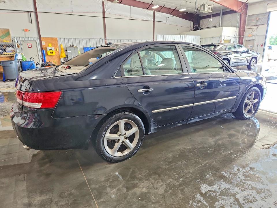 2008 Hyundai Sonata VIN 5NPEU46F28H303907 COPART salvage auction — REAR END, IL - SALVAGE CERTIFICATE, sold $475 on 2026-07-06 (photo 3)