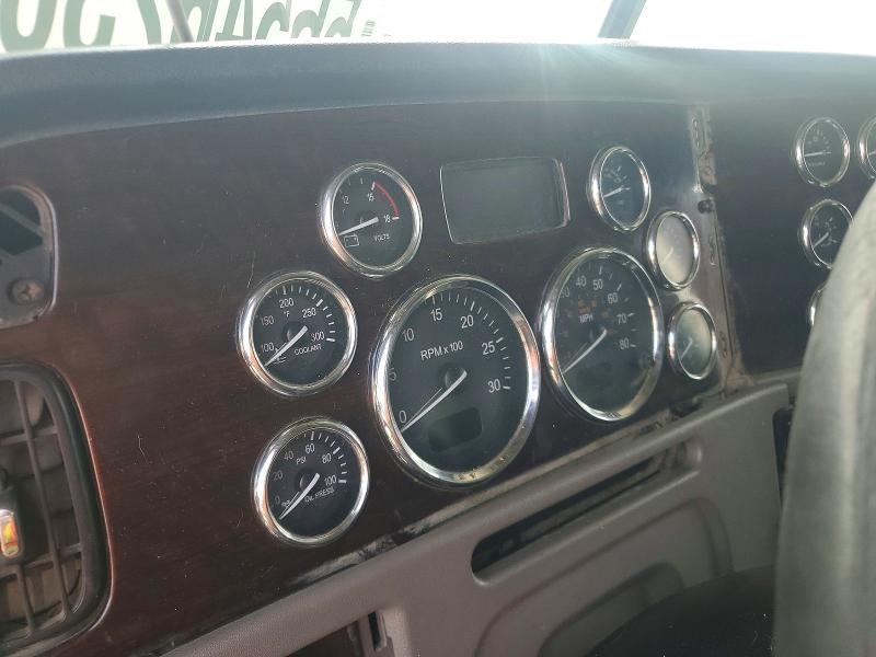 2015 Peterbilt 389 VIN 1NPXGGGG60D319815 COPART salvage auction — FRONT END, NE - CERT OF TITLE-SALVAGE, sold $575 on 2026-07-30 (photo 8)