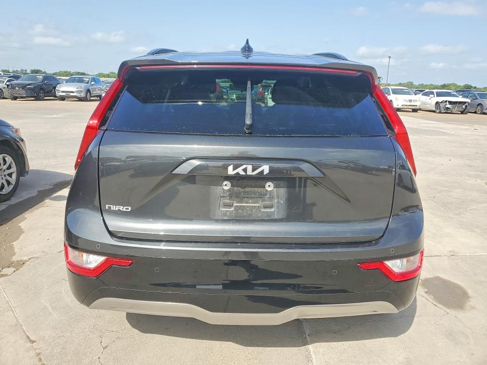 2024 Kia Niro VIN KNDCR3L10R5121667 COPART salvage auction — SIDE, TX - CERTIFICATE OF TITLE, sold $9,600 on 2026-07-08 (photo 6)