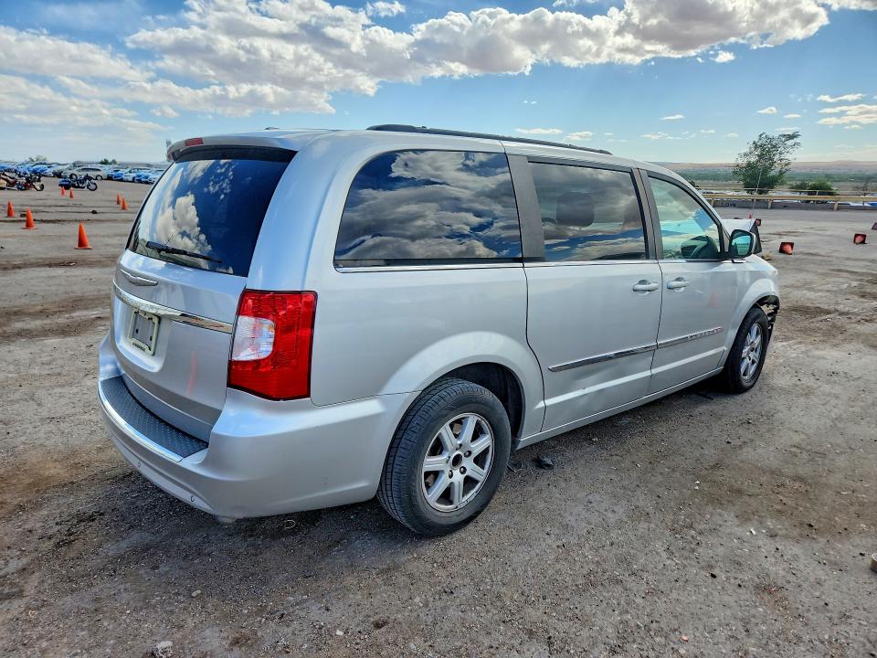 2011 Chrysler Town & country VIN 2A4RR5DG5BR708510 COPART salvage auction — FRONT END, NM - CERT OF TITLE-SALVAGE (P), sold $550 on 2026-07-09 (photo 3)