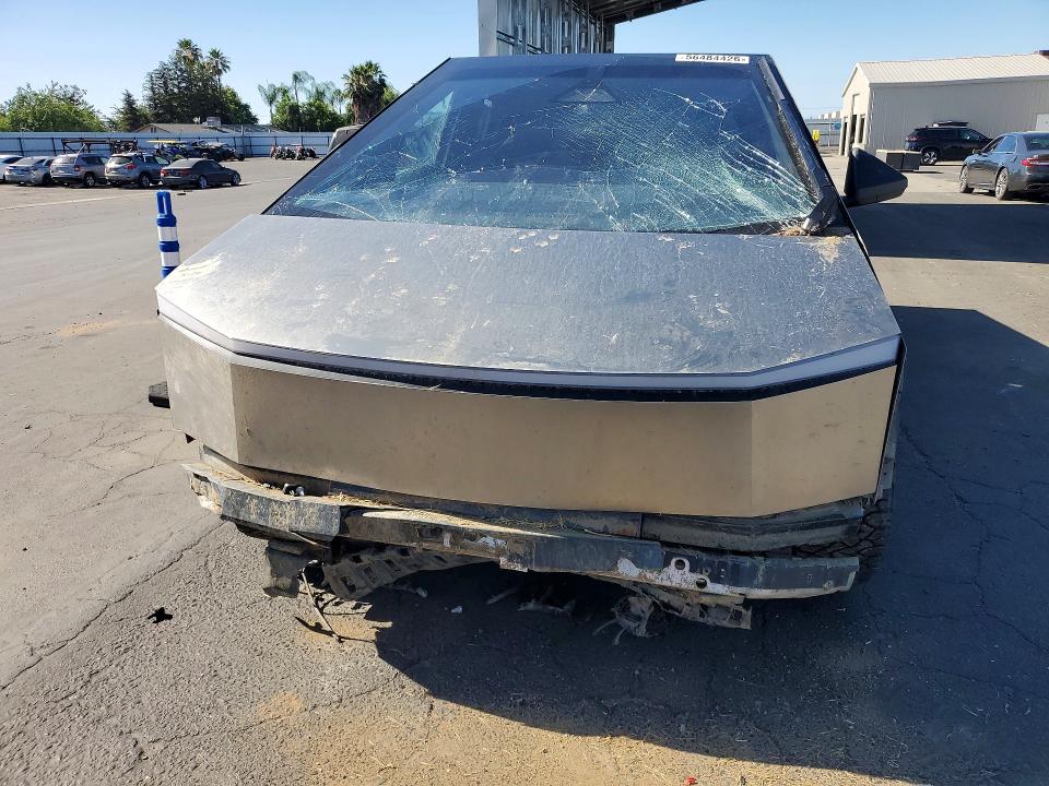 2024 Tesla Cybertruck VIN 7G2CEHED6RA026989 COPART salvage auction — FRONT END, Ca - Salvage Certificate, sold $25,000 on 2026-07-02 (photo 5)