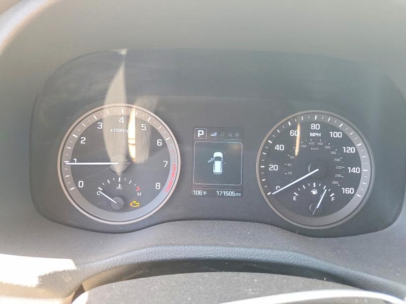 2017 Hyundai Tucson VIN KM8J33A20HU519045 COPART salvage auction — MINOR DENT/SCRATCHES, AZ - DEALER ONLY CLEAN TITLE (P), sold $2,750 on 2026-07-27 (photo 9)