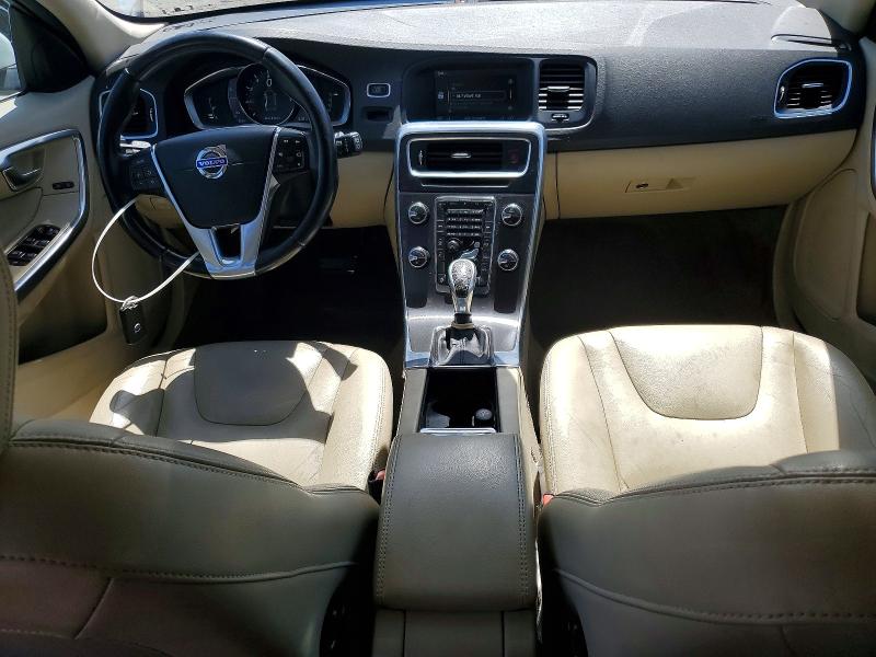 2015 Volvo V60 VIN YV140MEBXF1208094 COPART salvage auction — FRONT END, CA - SALVAGE CERTIFICATE, sold $575 on 2026-07-23 (photo 8)