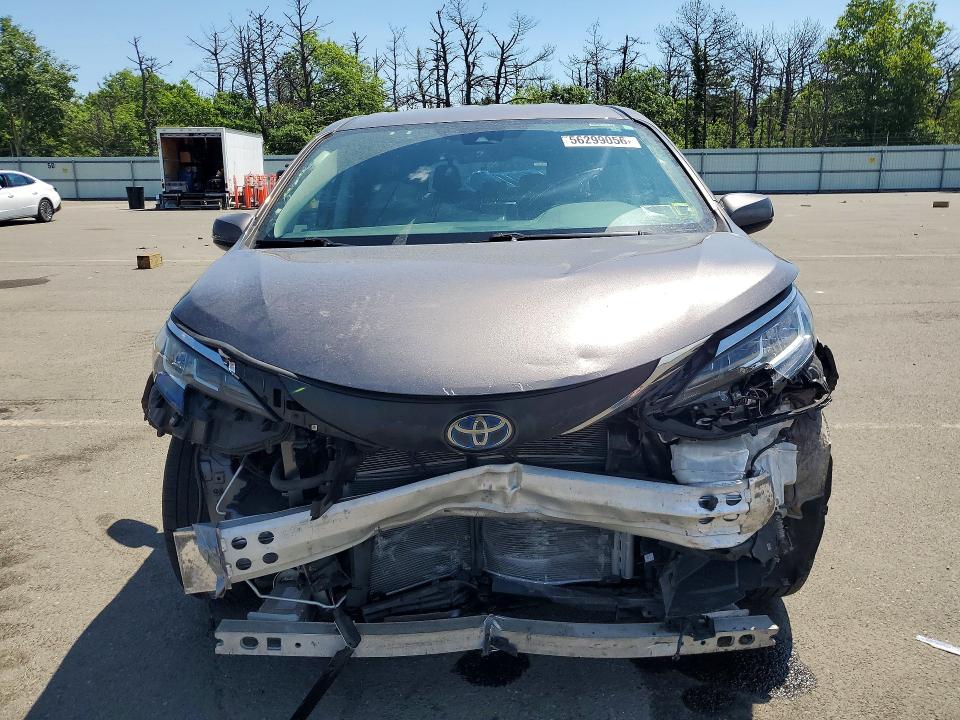 2022 Toyota Sienna VIN 5TDKRKEC9NS110756 COPART salvage auction — FRONT END, Salvage Title, sold $7,500 on 2026-07-20 (photo 5)