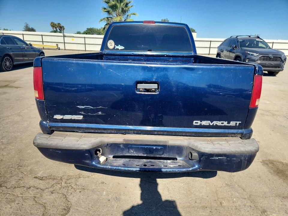 2002 Chevrolet S-10 pickup VIN 1GCCS145928190307 COPART salvage auction — NORMAL WEAR, Ca - Dis/Dlr/Exp Only Clean Title, sold $225 on 2026-07-06 (photo 6)