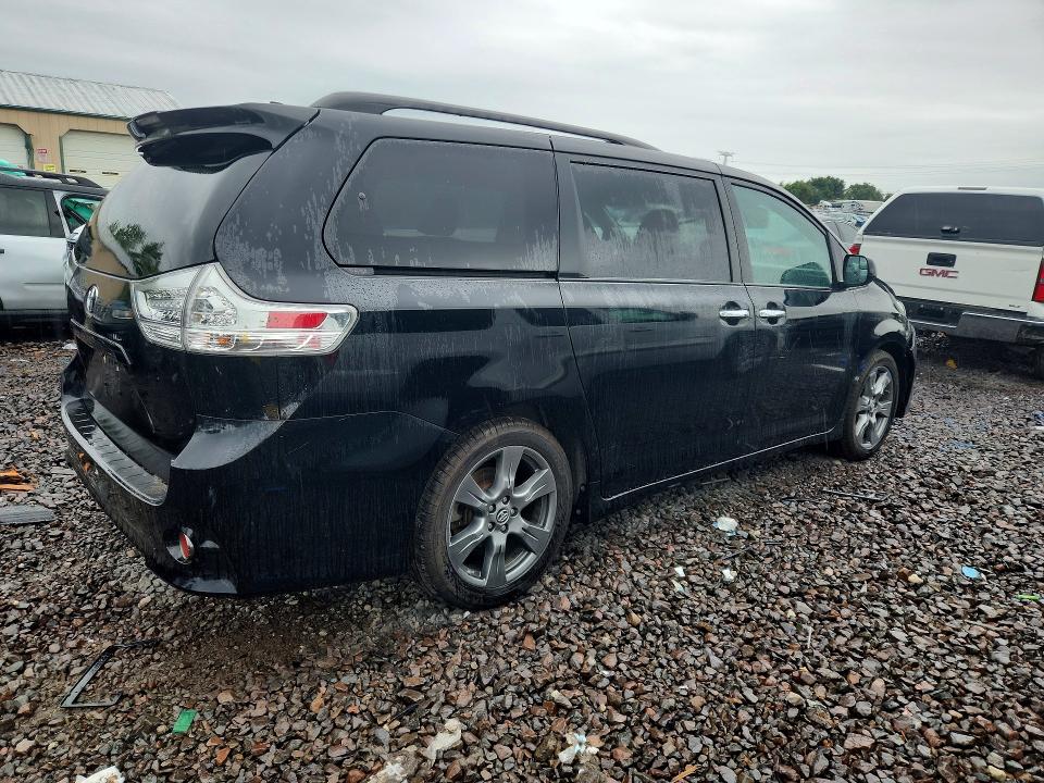 2018 Toyota Sienna VIN 5TDXZ3DC9JS939852 COPART salvage auction — FRONT END, Il - Salvage Certificate, sold $3,100 on 2026-07-27 (photo 3)