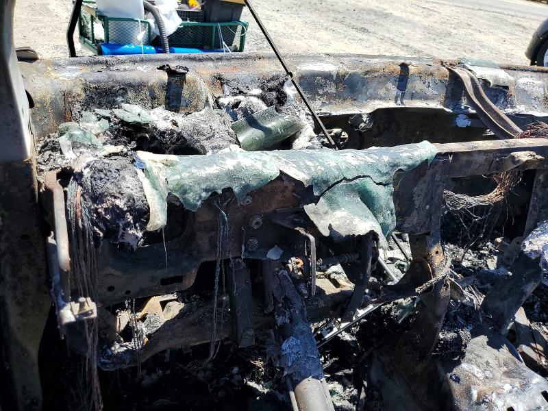 2022 Porsche VIN WP1AA2A58NLB07728 COPART salvage auction — VANDALISM, Ca - Non-Repairable Vehicle Cert, sold $400 on 2026-08-18 (photo 9)