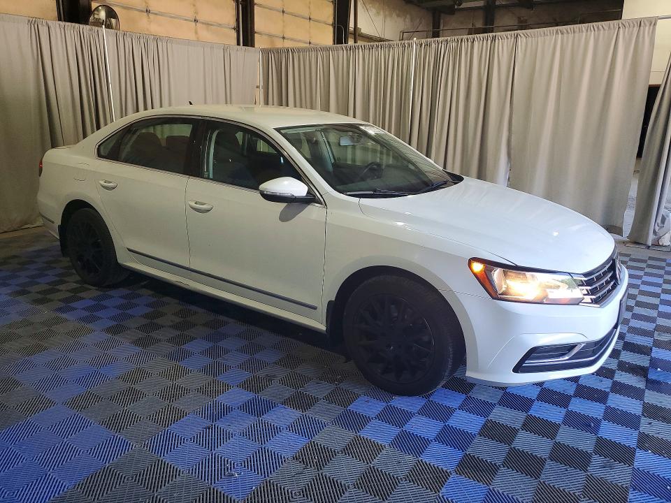 2017 Volkswagen Passat VIN 1VWAT7A32HC064190 COPART salvage auction — MINOR DENT/SCRATCHES, WA - VEHICLE CERT OF OWNERSHIP-TITL, sold $3,200 on 2026-08-01 (photo 4)