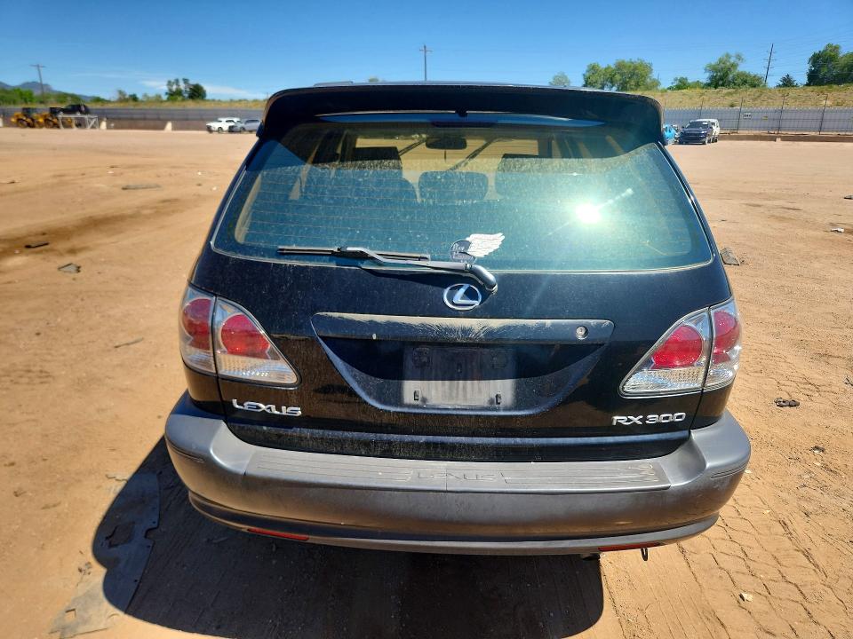 2002 Lexus Rx 300 VIN JTJGF10U820143526 COPART salvage auction — MINOR DENT/SCRATCHES, Ca - Dlr/Dis/Exp Only Salvage Title, sold $375 on 2026-07-15 (photo 6)