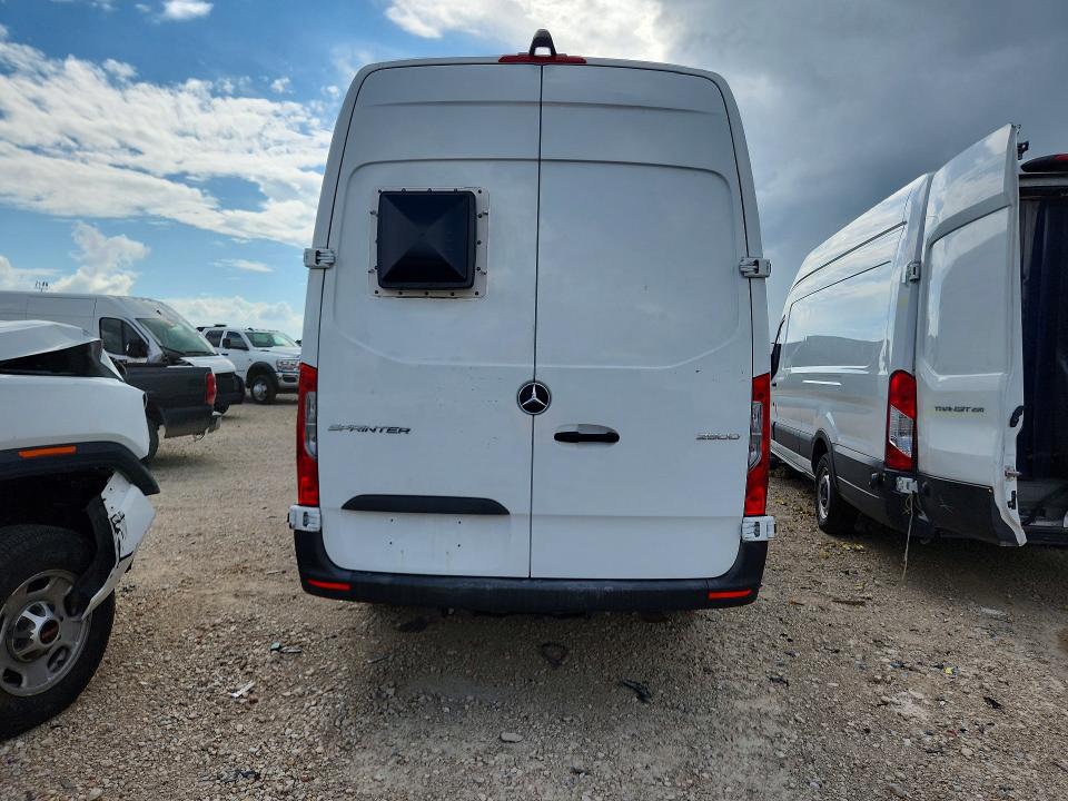 2023 Mercedes-benz Sprinter VIN W1Y40CHYXPT143121 COPART salvage auction — MINOR DENT/SCRATCHES, Ga - Certificate Of Title (P), sold $13,900 on 2026-07-30 (photo 6)