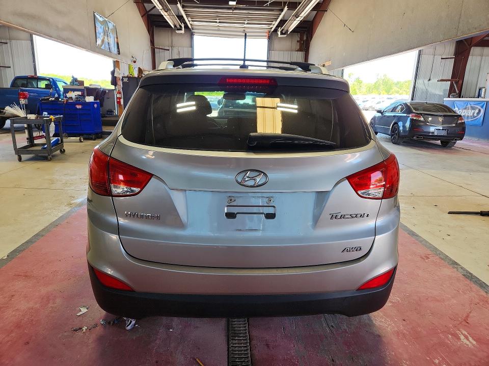 2013 Hyundai Tucson VIN KM8JUCAC4DU594055 COPART salvage auction — FRONT END, Pa - Certificate Of Salvage, sold $2,050 on 2026-07-20 (photo 6)