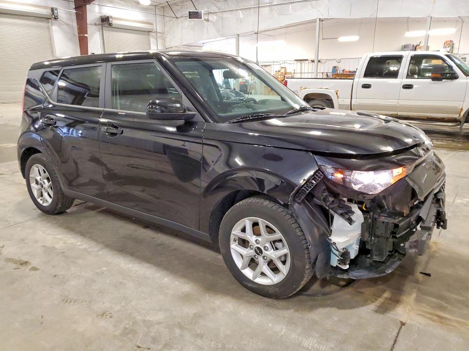 2025 Kia Soul VIN KNDJ23AU8S7927811 COPART salvage auction — FRONT END, Mn - Cert Of Title-Salvage, sold $5,100 on 2026-07-21 (photo 4)