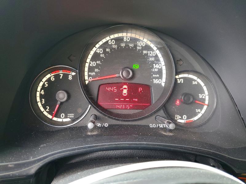 2014 Volkswagen VIN 3VWFP7AT7EM624080 COPART salvage auction — HAIL, Ks - Cert Of Title-Salvage, sold $2,100 on 2026-08-10 (photo 9)