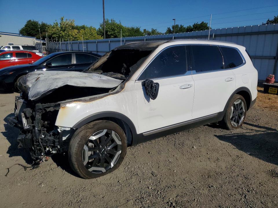 2025 Kia Telluride VIN 5XYP34GCXSG668060 COPART salvage auction — BURN, CA - NON-REPAIRABLE VEHICLE CERT, sold $2,700 on 2026-07-16 (photo 1)