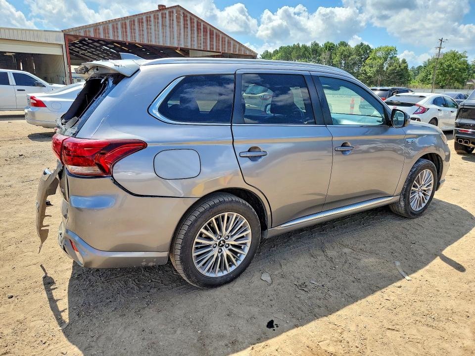 2022 Mitsubishi Outlander VIN JA4J2VA7XNZ029025 COPART salvage auction — REAR END, Salvage Title, sold $1,500 on 2026-07-24 (photo 3)