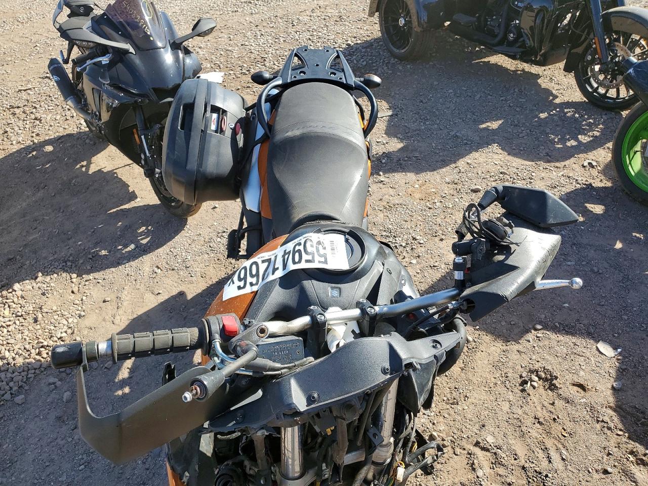 2012 Suzuki DL650 A VIN JS1VP56A0C2101430 COPART salvage auction — Front End, AZ - CERT OF TITLE - SALVAGE, sold $150 on 2026-07-09 (photo 5)