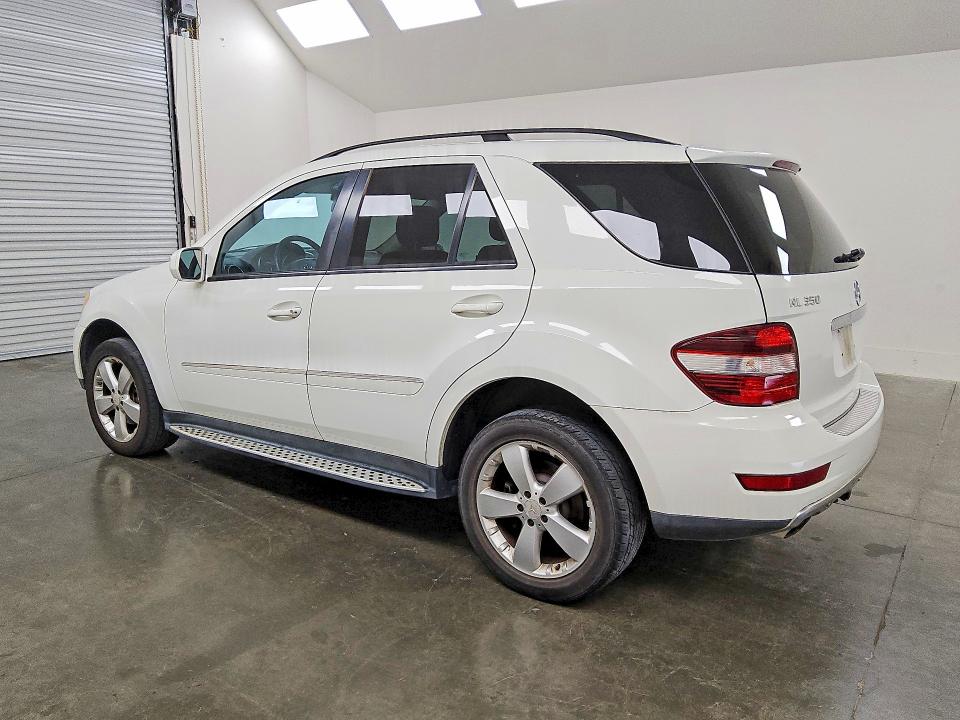 2009 Mercedes-benz Ml-class VIN 4JGBB86E99A515148 COPART salvage auction — MINOR DENT/SCRATCHES, TX - CERTIFICATE OF TITLE, sold $1,800 on 2026-07-09 (photo 2)