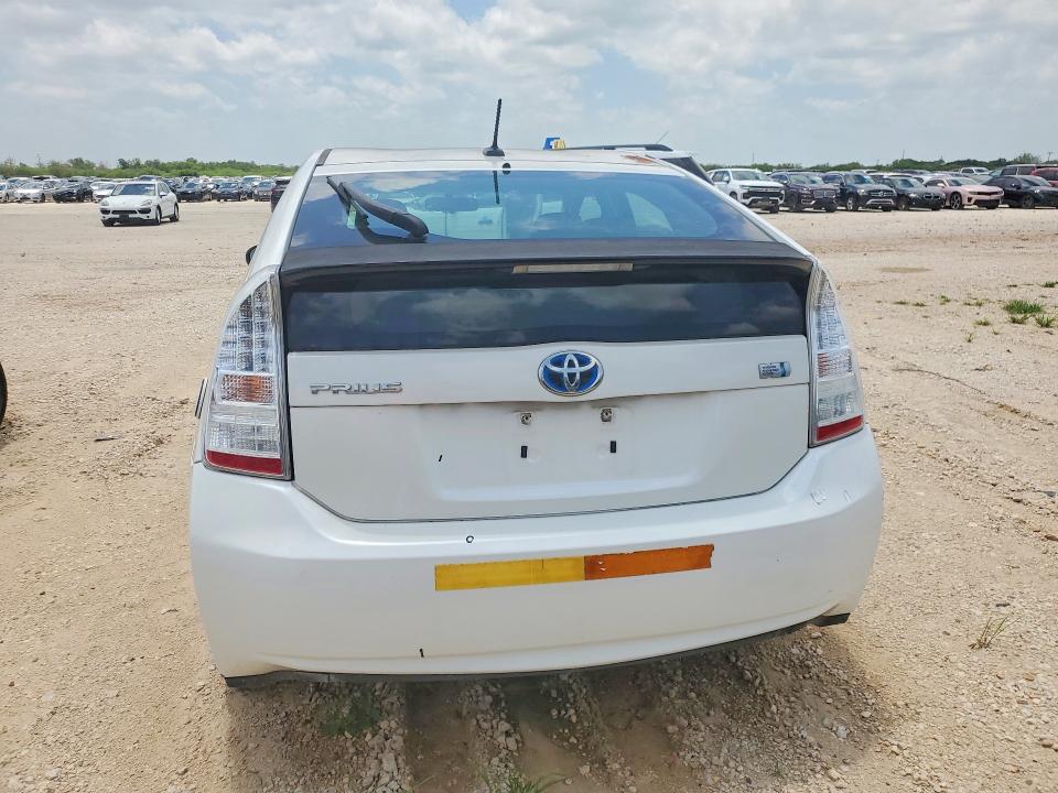 2010 Toyota Prius VIN JTDKN3DUXA0100312 COPART salvage auction — MINOR DENT/SCRATCHES, TX - CERTIFICATE OF TITLE, sold $1,300 on 2026-07-09 (photo 6)