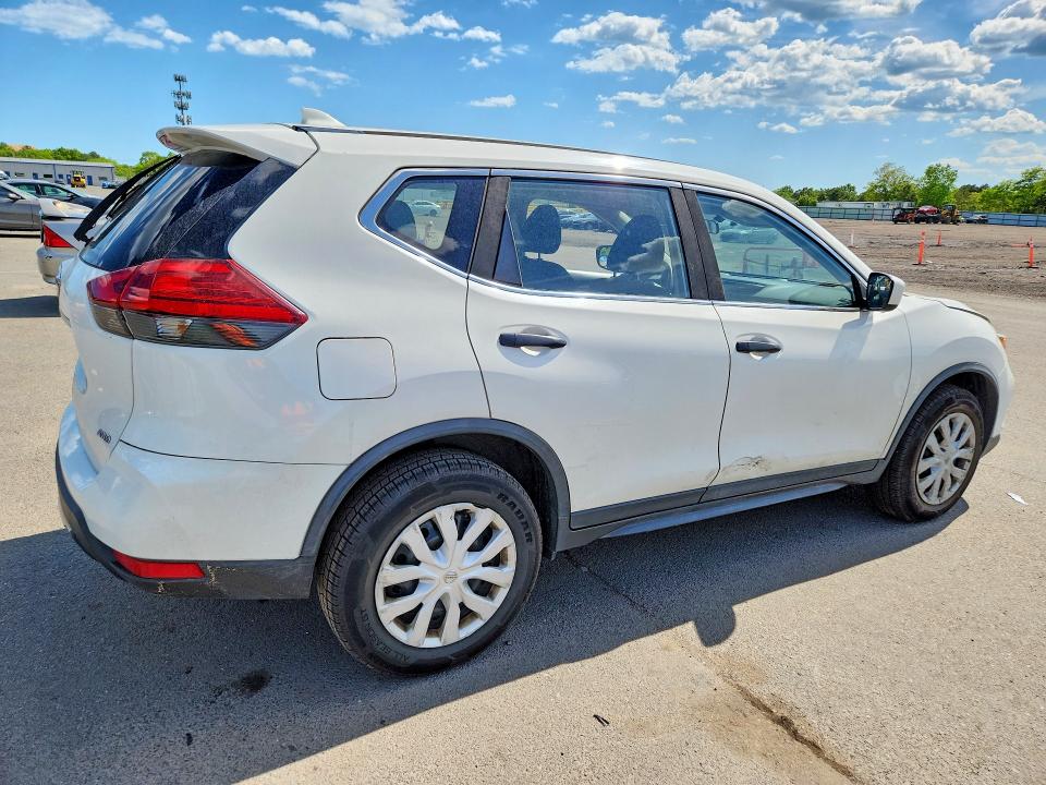 2017 Nissan VIN JN8AT2MV9HW012528 COPART salvage auction — MINOR DENT/SCRATCHES, Ny - Certificate Of Title, sold $800 on 2026-07-29 (photo 3)